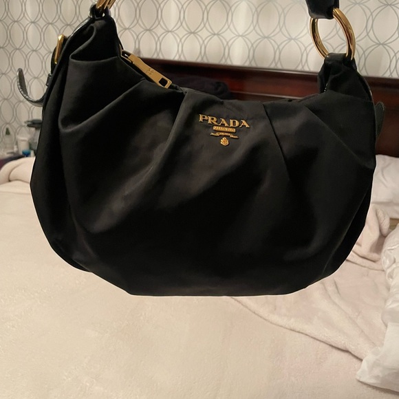Authentic Prada Tessuto shoulder bag/HOBO. - Picture 4 of 12